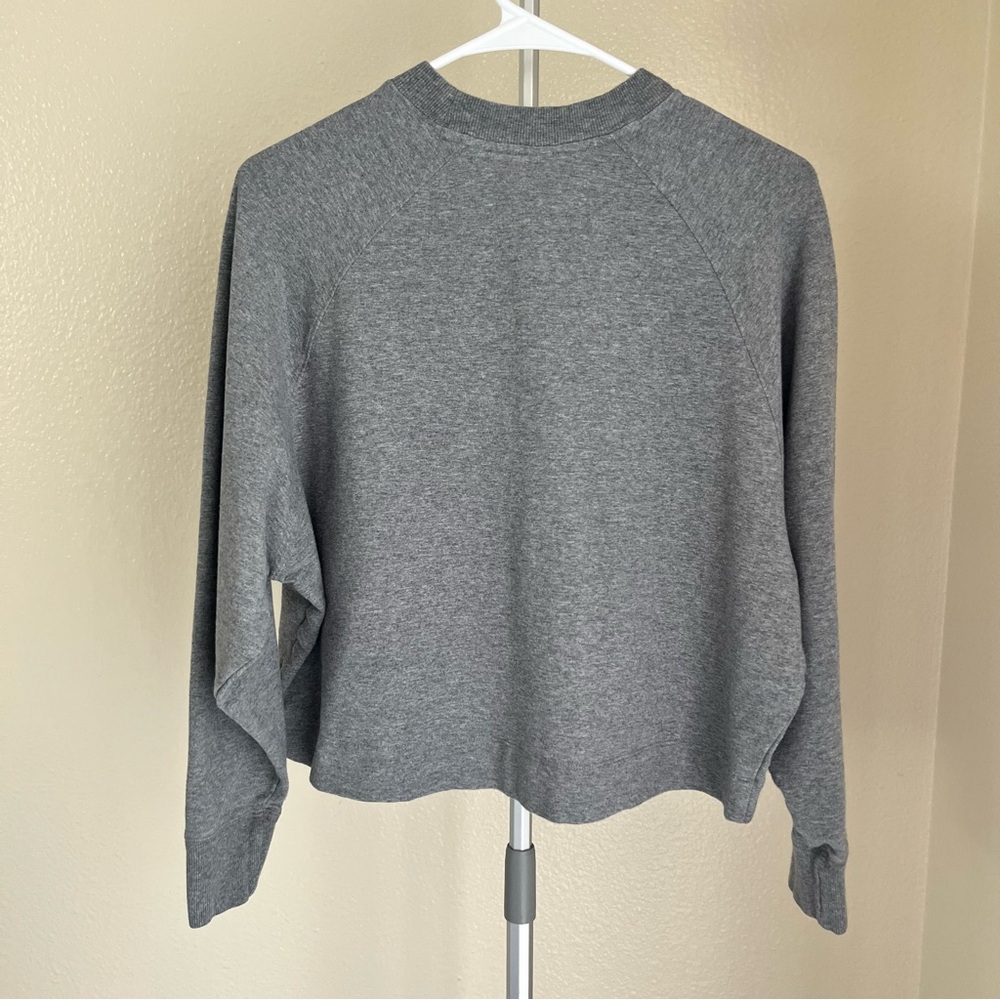 Vuori Crew Neck Sweatshirt Grey - Picture 4 of 7